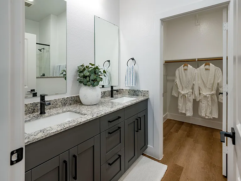 Double Vanity Main Bathroom