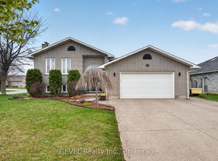 28 Vanjo Dr, Welland, ON L3C7B6