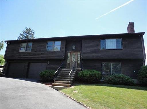 1st image of 70 Basswood Ave