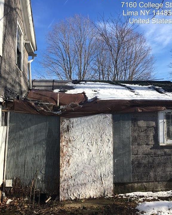 2nd image of 7160 College St