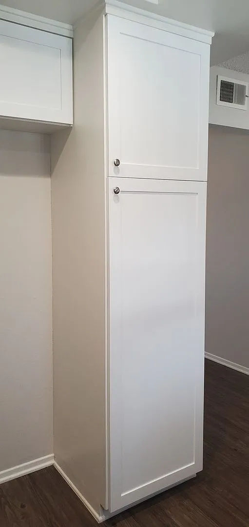 Merrimac Apartments — Photo 1