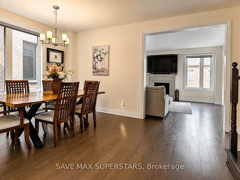 4 Sweet Cicely St — Photo 8