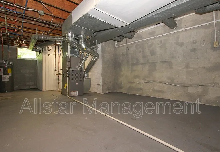 3690 Washington Blvd — Photo 39