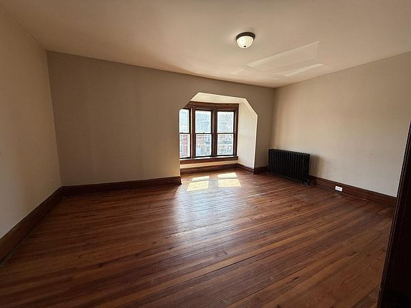 2nd image of 1311 W Market St