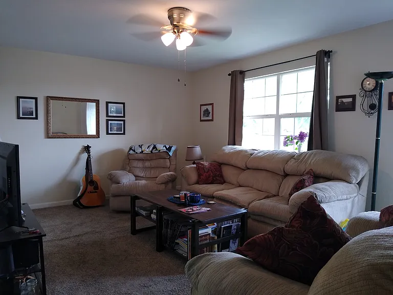 11759 Lavinia Ln — Photo 3