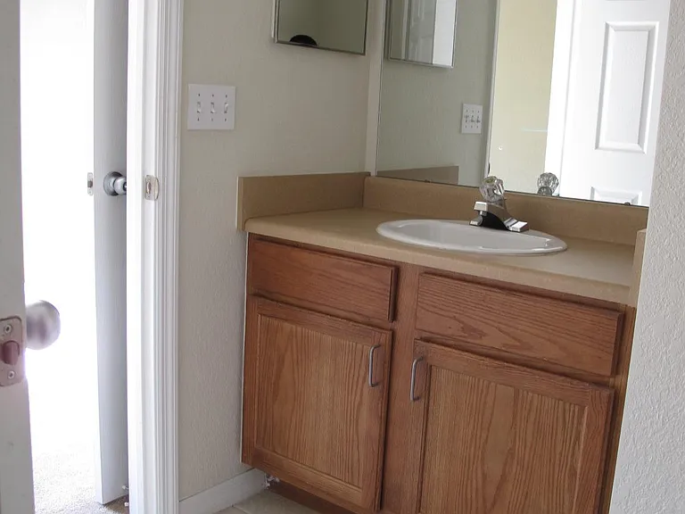8225 Claire Ann Dr — Photo 18