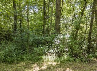 5 Davisville Rd, Davisville, WV 26142