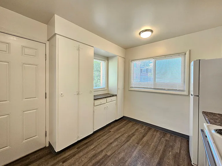819 W 11th Ave — Photo 12