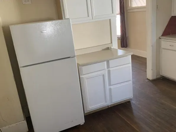 3 bed, 1.0 bath, 1730 sqft, $1,375, 336 2nd Ave N #1, Twin Falls, ID 83301