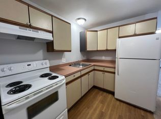350 Buffinton St #4, Fall River, MA 02721