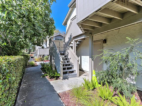 4th image of 2460 Kimpton Ct