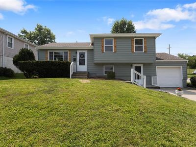 7801 NE San Rafael Dr, Kansas City, MO, 64119