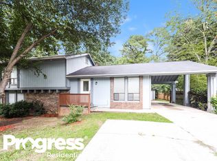 9036 Sterling Ridge Ln, Jonesboro, GA 30238