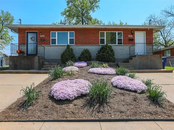 3964 Geraldine Ave, Saint Ann, MO 63074