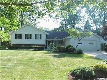 2nd image of 328 Claymore Blvd