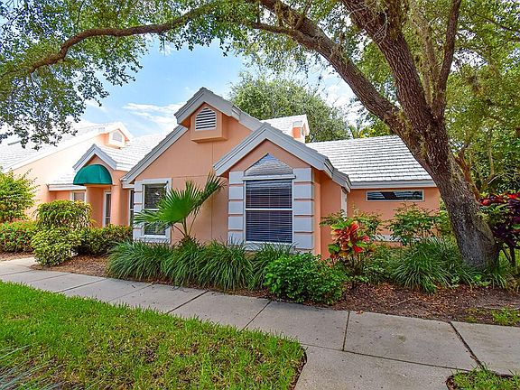 2nd image of 1512 Coral Oak Ln