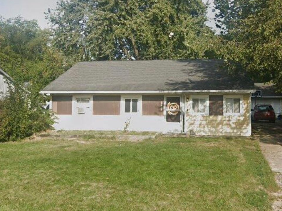 1st image of 37237 N Piper Ln