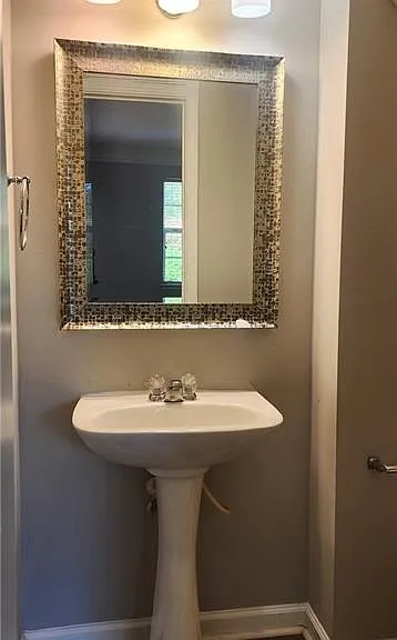 413 Windstone Trl — Photo 10