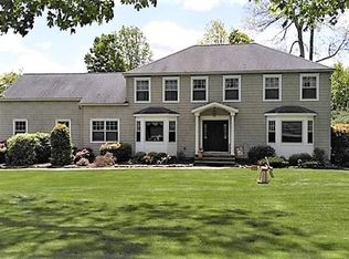 10 Gianna Ct, Randolph, NJ 07869