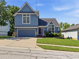 19513 W 64th Ter, Shawnee, KS 66218