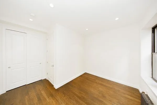 Rented by Icon Realty Management | media 15