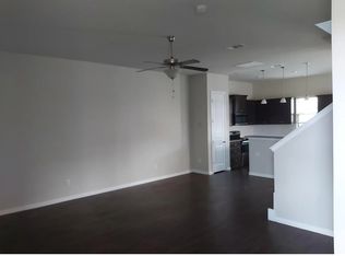 4912-4914 Villas Dr, Sanger, TX 76266