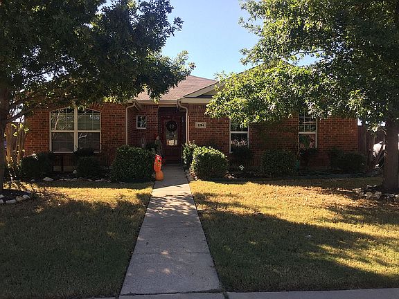 2nd image of 2204 Del Mar Ct