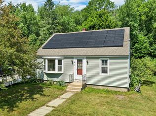20 Maplecrest St, Newmarket, NH 03857