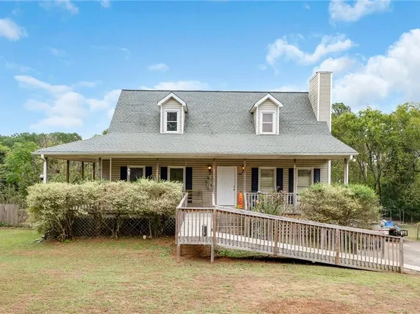 25 Sunrise Dr SE, Cartersville, GA 30121