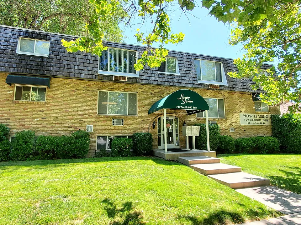717 N South St #723-600