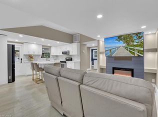 2180 DELLA DR, NAPLES, FL 34117