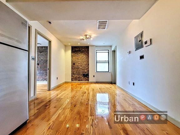 4th image of 179 Putnam Ave #3R1