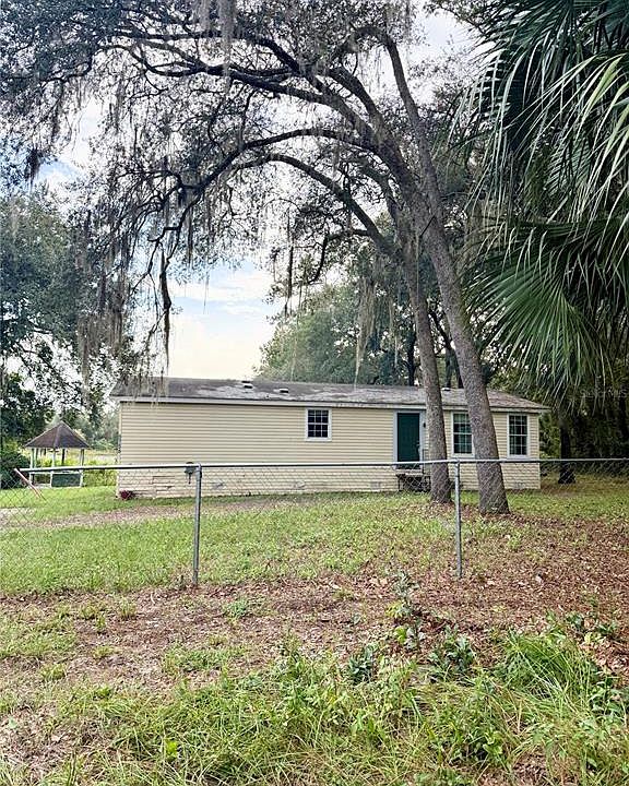 1st image of 5756 NE 165th Terrace Rd