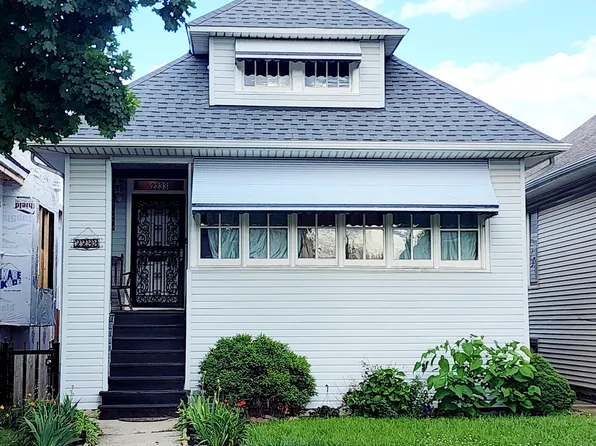 2233 S Harvey Ave, Berwyn, IL 60402