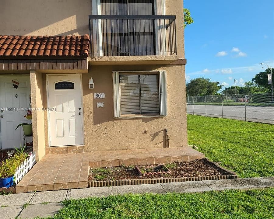 1st image of 1907 SW 107th Ave APT 801