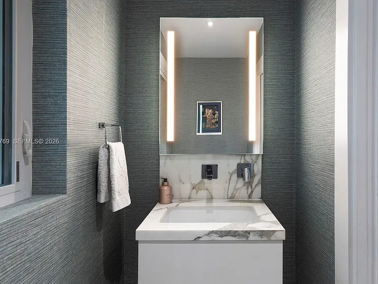 5780 Las Palmas Dr — Photo 22