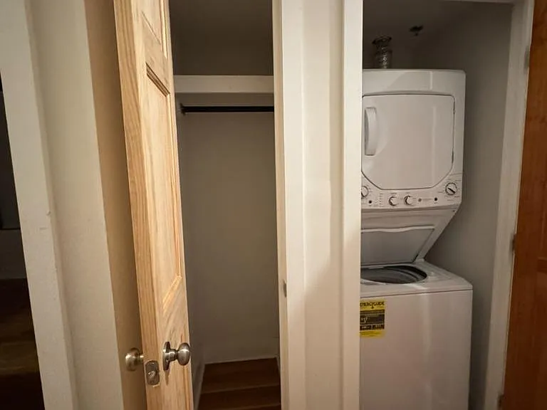 Unit Photo