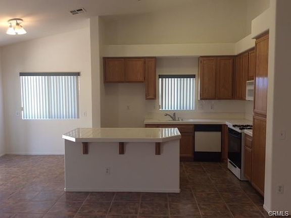 3rd image of 31389 Van Eyck Ct