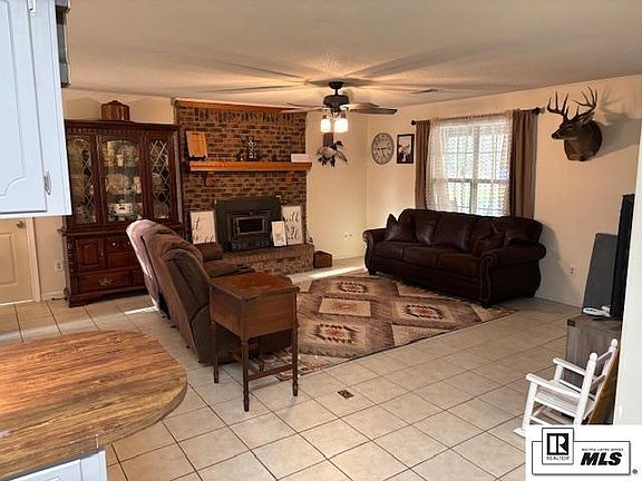 3rd image of 286 McLelland Rd