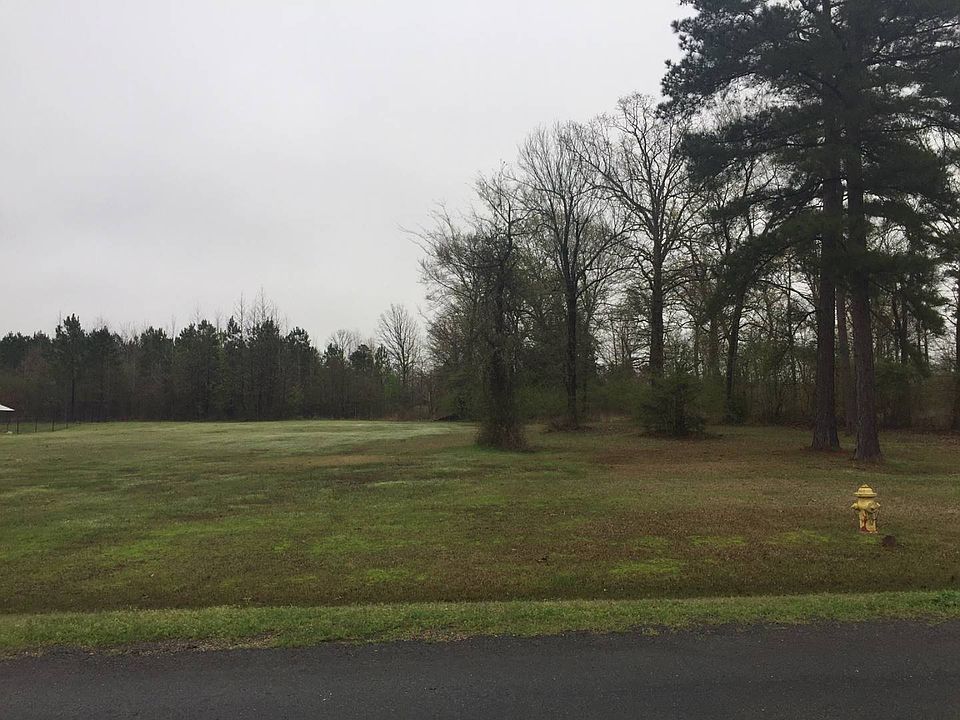 1st image of 22 Oak Haven Dr