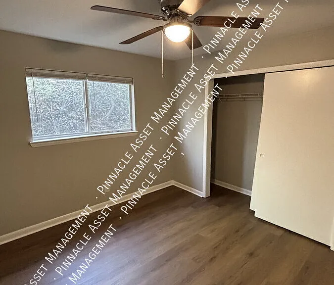 208 Valley View Ave #2 — Photo 14