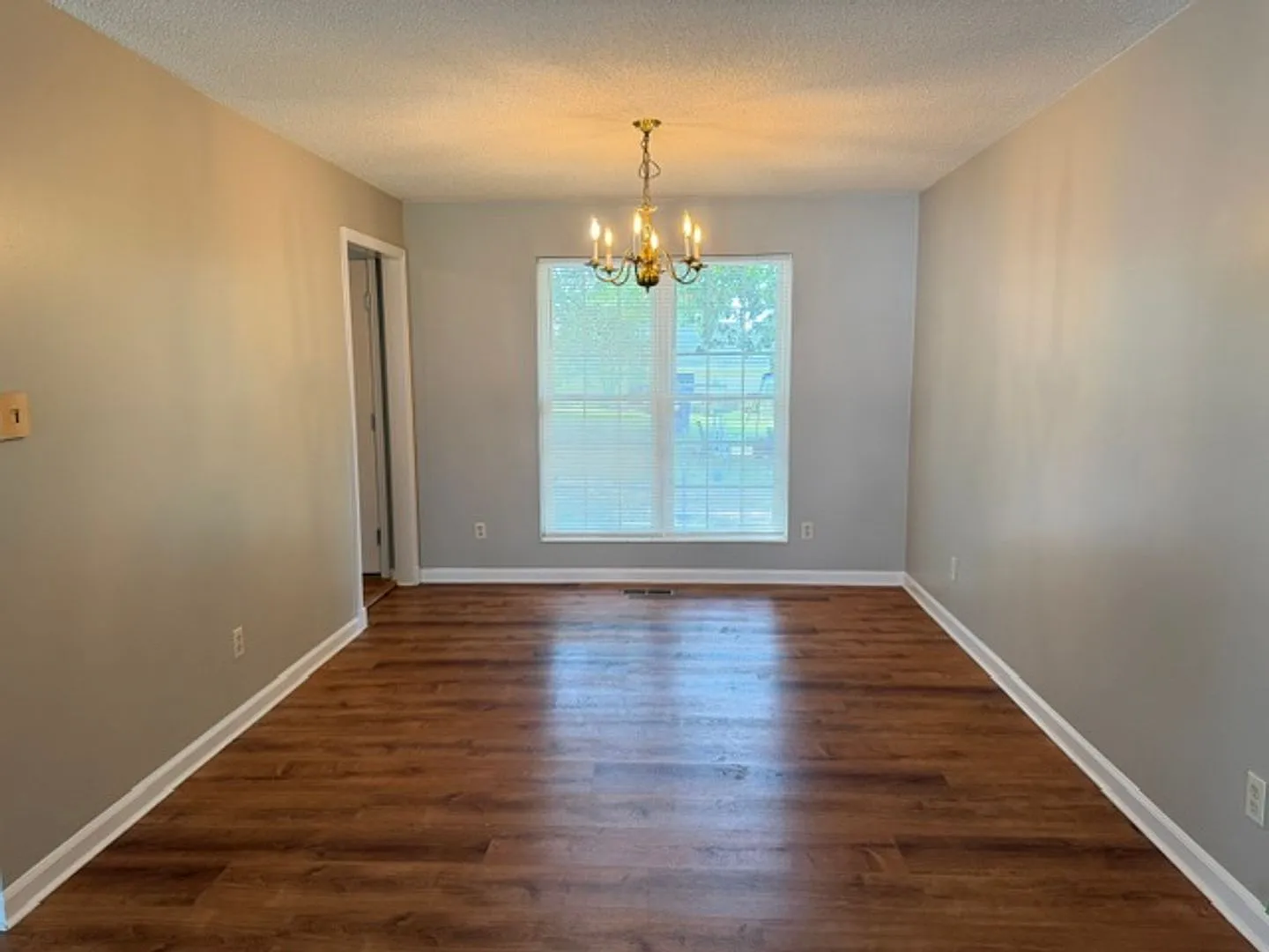 2 Bedroom 1 Bath Duplex, will allow a small dog — Photo 4