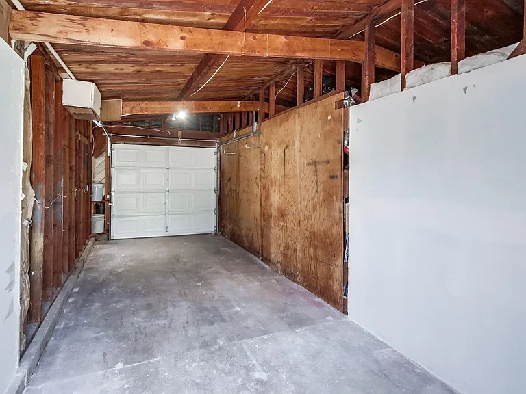 4114 Fond Du Lac Ave — Photo 29