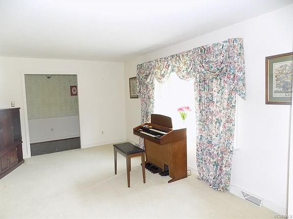 5th image of 11732 Malibu St