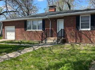 1221 Centreville Ave, Belleville, IL 62220