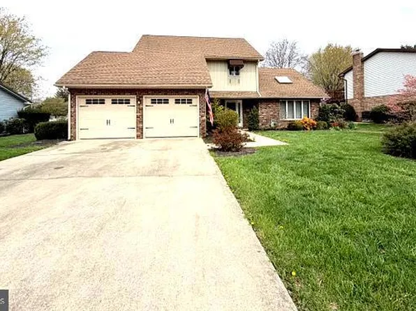 53 Edgelea Dr, Chambersburg, PA 17201