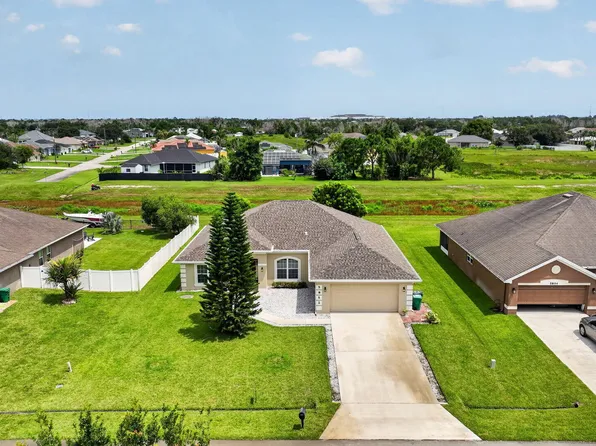 5852 NW Ethel Court, Port St Lucie, FL 34986