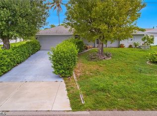 1121 NE 11th Ter, Cape Coral, FL 33909