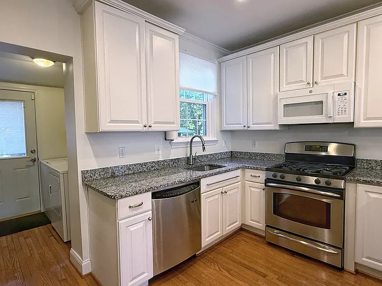 513 Schuyler Rd — Photo 12