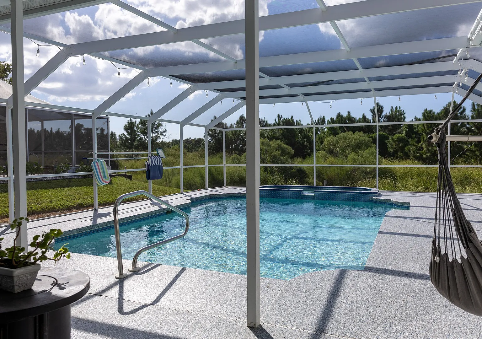 Furnished 4BR/3BA Pool Home Near Golf Course, Hudson FL — Photo 4